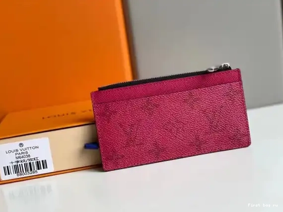 First bag ru COIN VUITTON LOUIS CARD HOLDER 0523